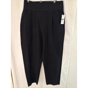 Cabi NWT Chilling Pant Black #4695 Women’s Size Medium Pleated Retail $125